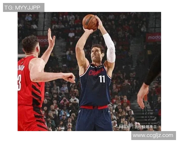 船记:球队目前交易祖巴茨不合时宜 若真交易对象更可能是洛佩斯 船记:球队目前交易祖巴茨不合时宜 若真交易对象更可能是洛佩斯